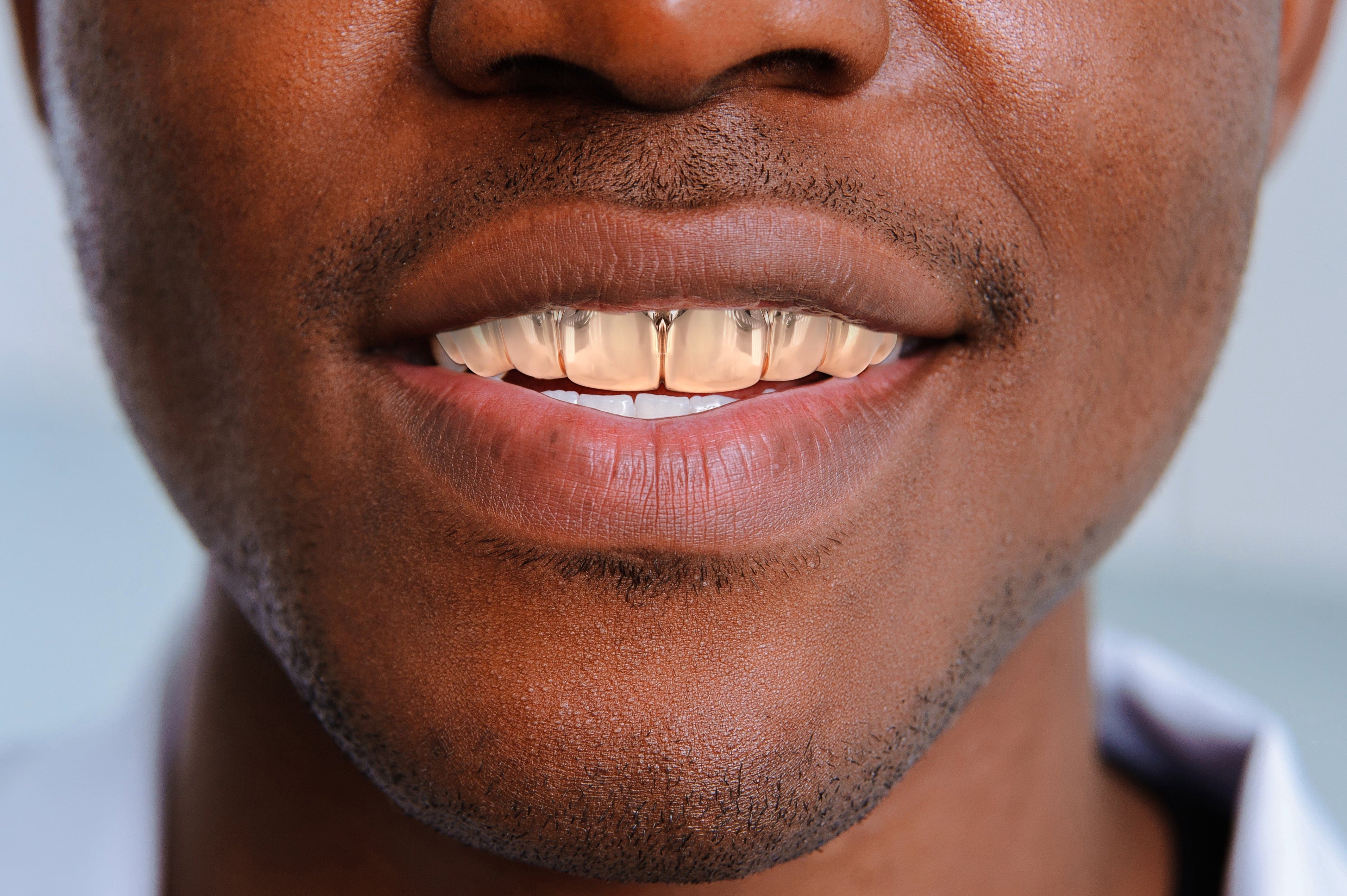 Gold 8 Tooth Plain Grills - Image 4